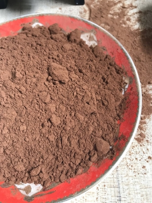 100 پودر کاکائو قهوه ای خالص باکتری سالمونلا منفی ISO 9001 تایید شده است